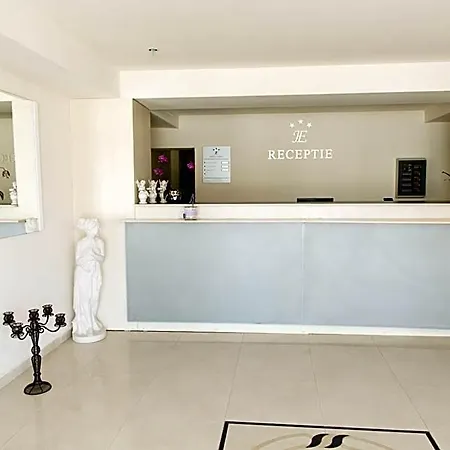 Eden Appart hôtel 3*